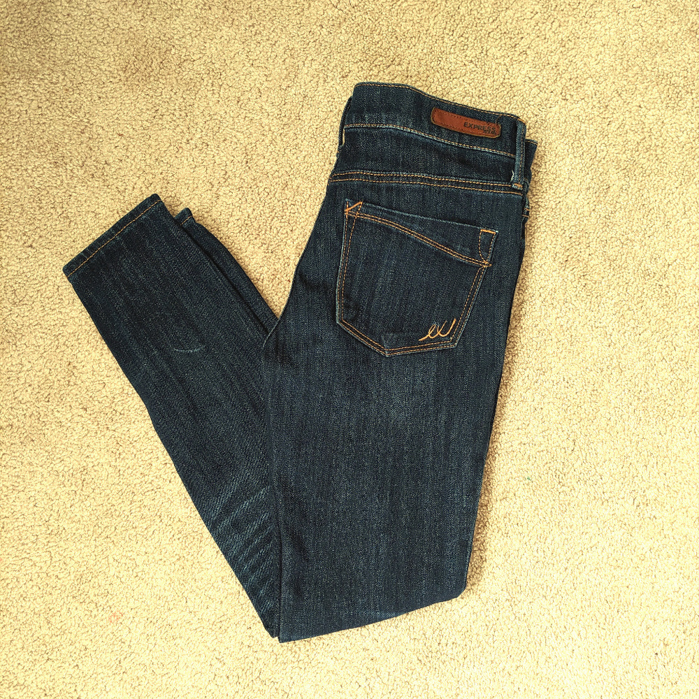 Express Mid Rise Legging